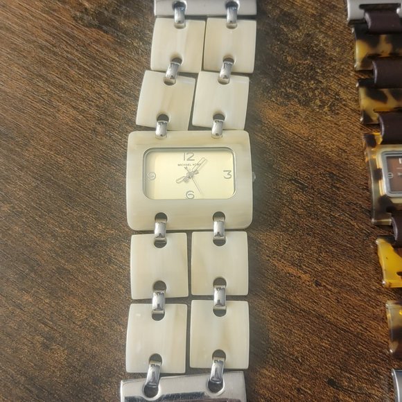 Three Michael Kors Watches - Picture 8 of 8